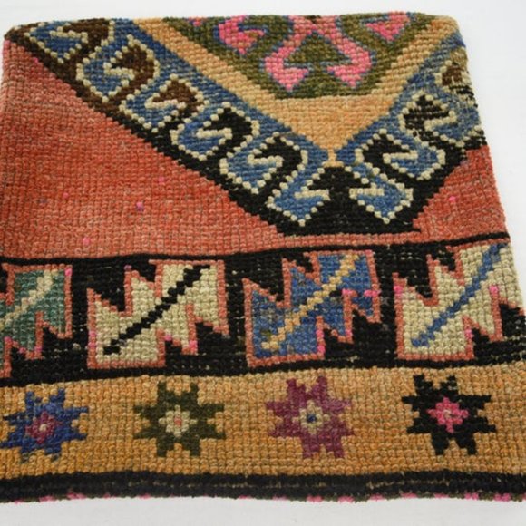 Vintage Accent Pillow 05 - Picture 4 of 4